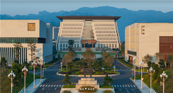 對標斯坦福！曹德旺：福耀科技大學將是中國科學家搖籃